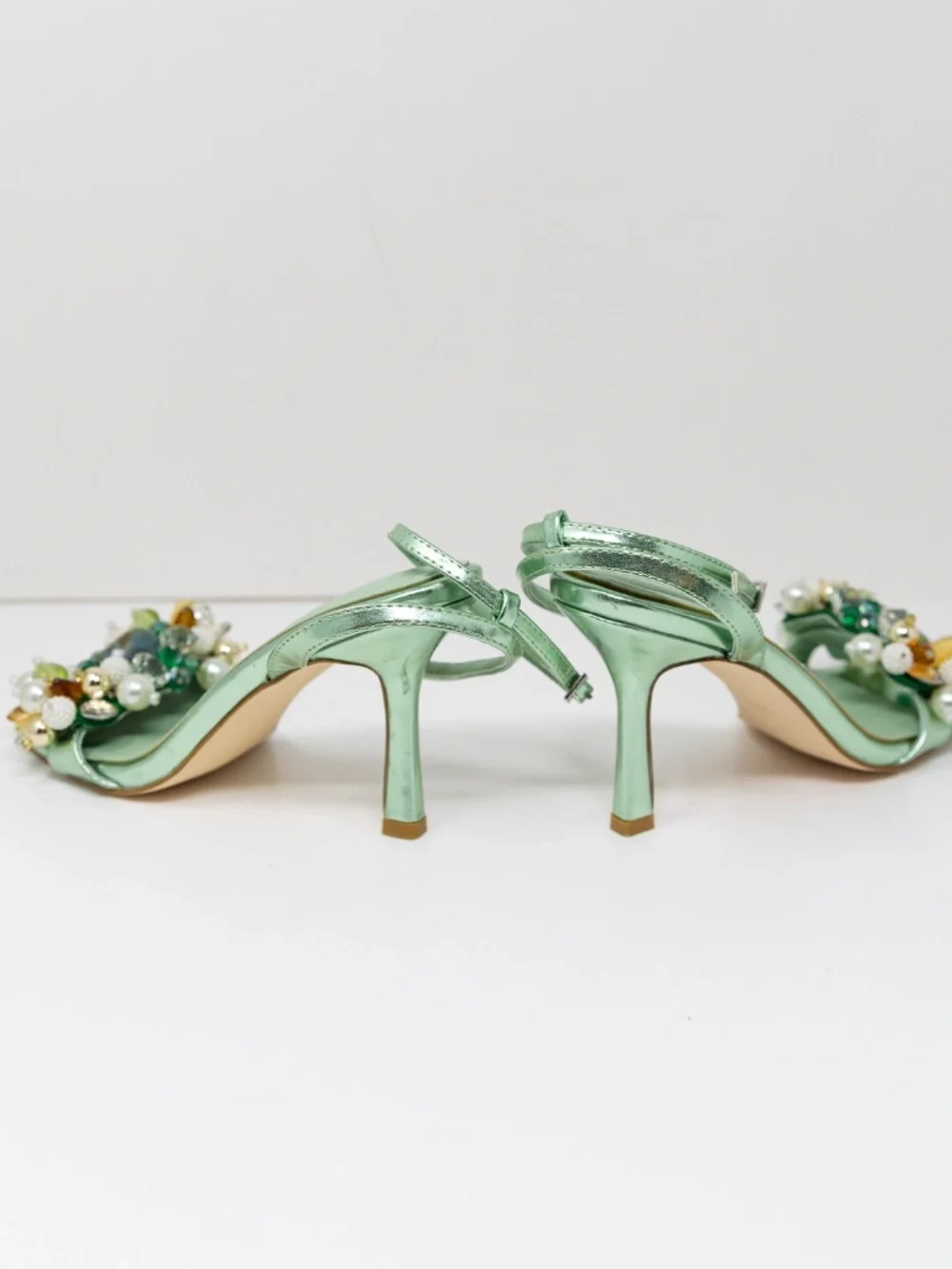 NEW Azalea Wang Candela Faux Leather Pearl Crystal Embellished High Heels Mint - Picture 3 of 4